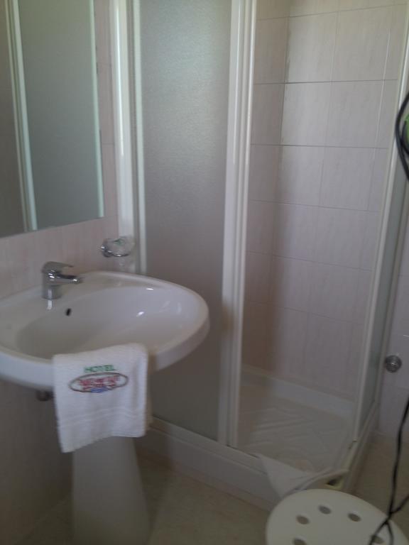 Hotel Parco Degli Ulivi 스케르네 객실 사진