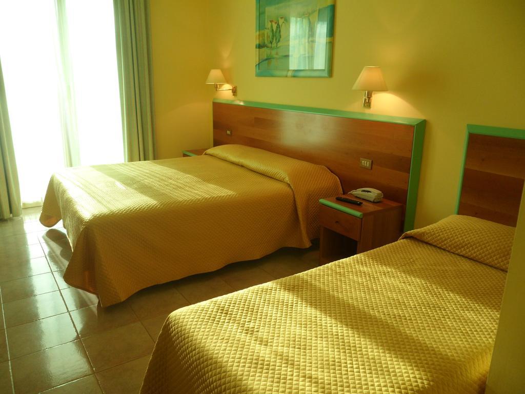 Hotel Parco Degli Ulivi 스케르네 외부 사진